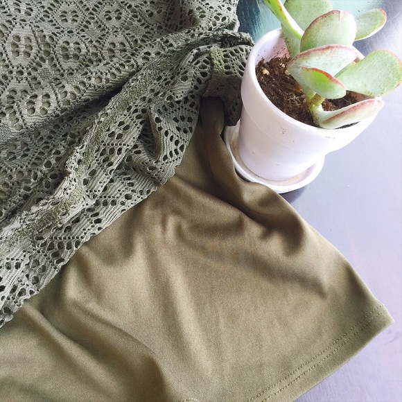 Olive green lace dressy top - Picture 7 of 8